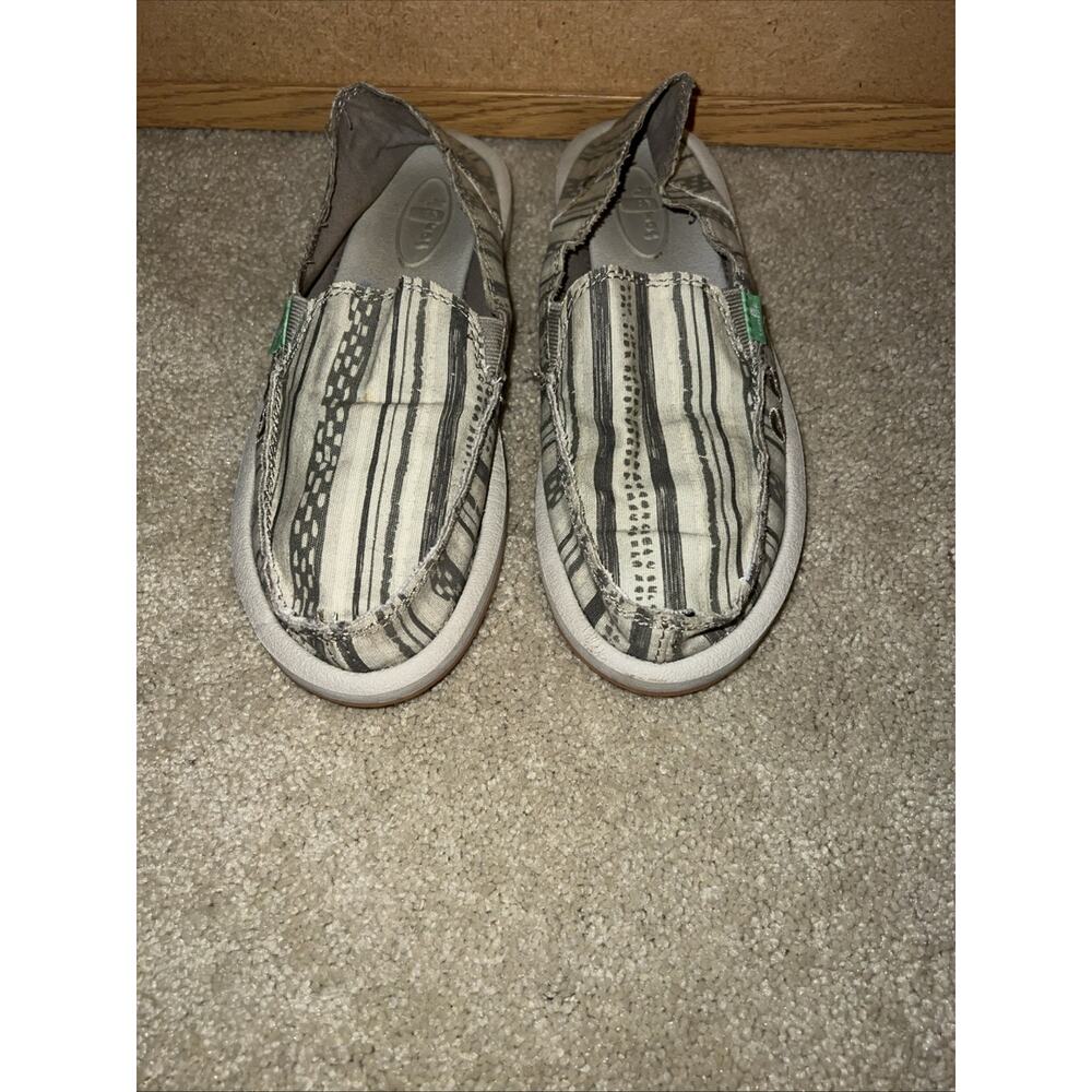 Sanuk Brown Slip On Beige Gray Stripe Loafers Shoes Womens Size 5 Sidewalk Surf